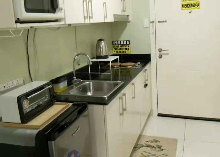 Greenleaf Fast Wifi Apartment Manila