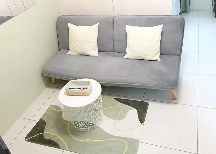 Greenleaf Fast Wifi Apartment